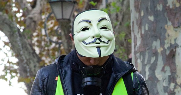 OccupiedTucsonC's tweet photo. Do the Protests in France Represent Another Occupy? https://t.co/2Ah2KUNKDz https://t.co/JLqUI9dtTp
