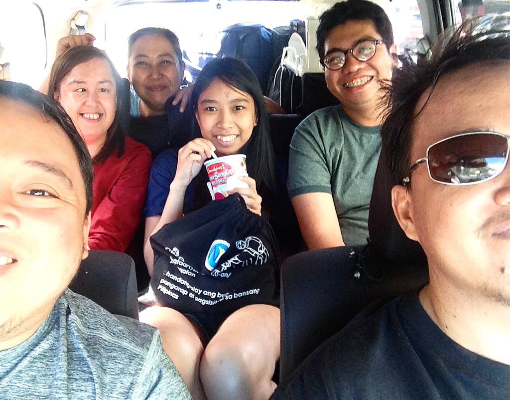 pongtsong's tweet photo. On our way to Bataan for our Campus Caravan of Hope. See you there!!!

#PSOserious #PSAserious #PSOyouth
#Psoriasis #PsoriasisAdvocacy
#CampusCaravanOfHope
#Bataan #Philippines https://t.co/YHgiwusQvH