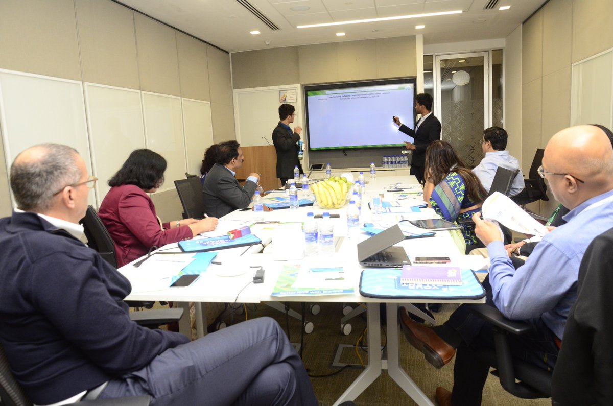 pepsicoctg's tweet photo. Shaffaf and Faraz explaining their case solution before the Jury at PepsiCo Change The Game 2018 #PepsiCo #CTG2018 #RegionalFinale https://t.co/XntOczZm3n
