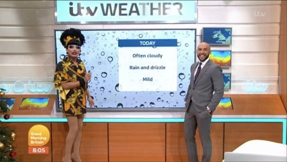 jay_connorjay's tweet photo. Waking up this morning to watch @TheBiancaDelRio on #GoodmorningBritian Telling me the Weather has made my life 😂 🇬🇧 🤡 https://t.co/TBtRZ8Zavy