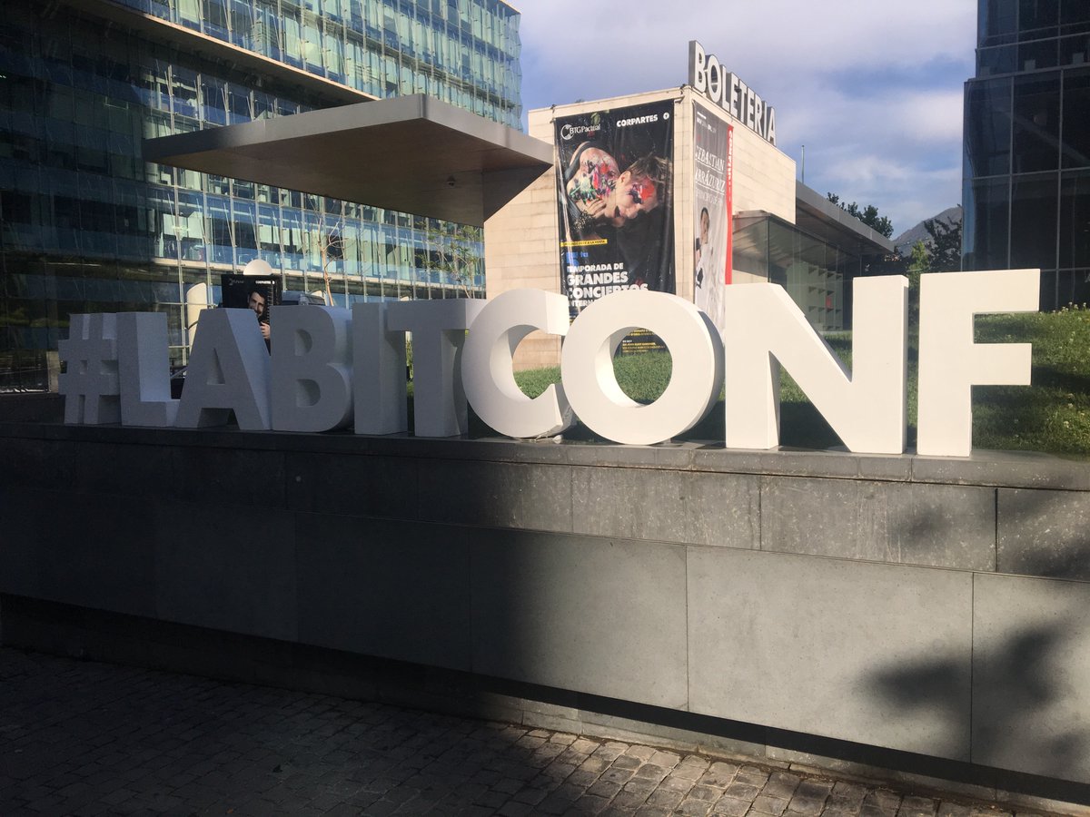 Estamos listos para comenzar el segundo día de #LABITCONF2018 🙌🏼✨No olviden descargarse la app para mantenerse actualizados de todas las novedades‼️
#chile #event #conference #bitcoin #excited