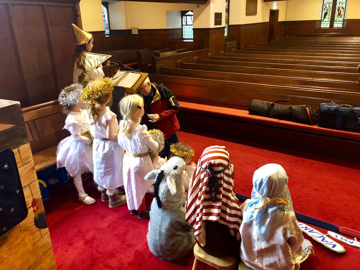 LittleMonkeysK's tweet photo. Little Monkeys Cramond House started off the Christmas season with a show-stopping nativity this morning in the beautiful Cramond Kirk. Well done to our Pre-school children you were magnificent! https://t.co/AAopFbhJ31