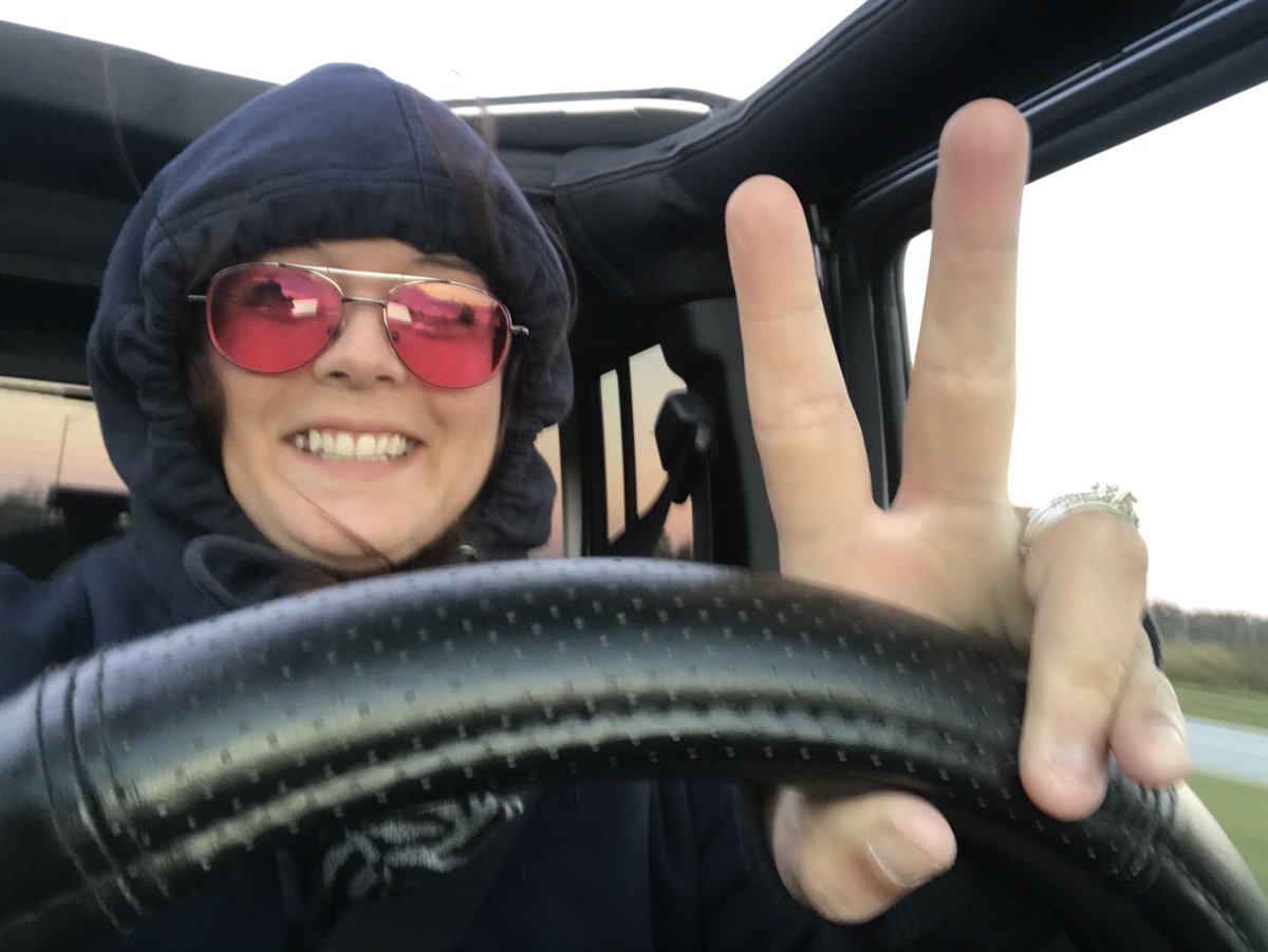 DaniThompson3's tweet photo. @WiLD941 Too #Extra for 46 degree weather? #JeepLife https://t.co/uamhpGGFZM