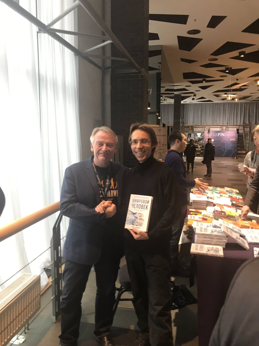 Jvowens's tweet photo. The #fintech rockstar @Chris_Skinner at #uafintech signing his latest book Digital Human now available in Russian https://t.co/Y2vEOS46nz https://t.co/2nITQxBE0y