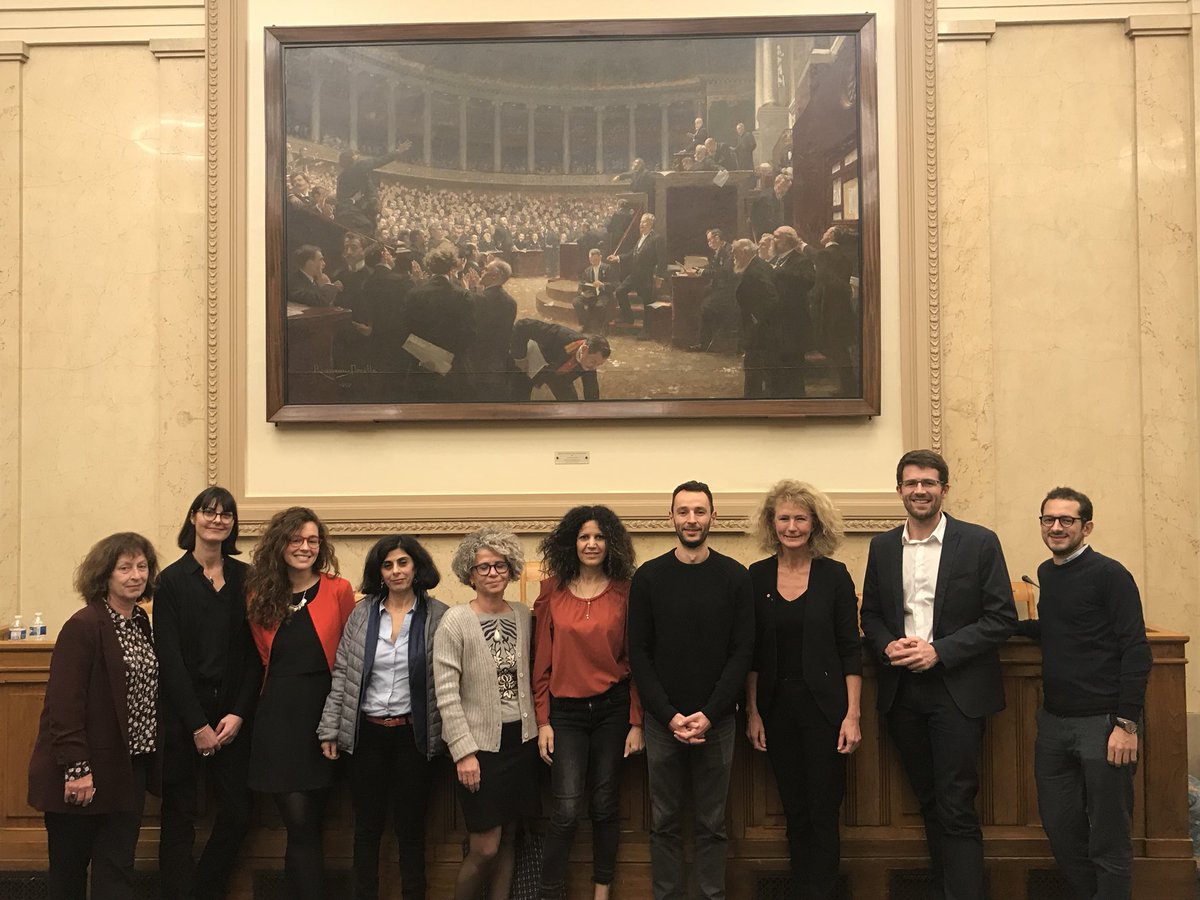 EPLibertes's tweet photo. Intégré ds le #PlanPauvreté, le dispositif #Convergence porte une ambition: la réinsertion multidimensionnelle où #WorkingFirst & #HousingFirst sont complémentaires. Bravo à @emmaus_defi et à ses membres, qui participent activement aux politiques sociales au service des français! https://t.co/UcG7pFXbPV