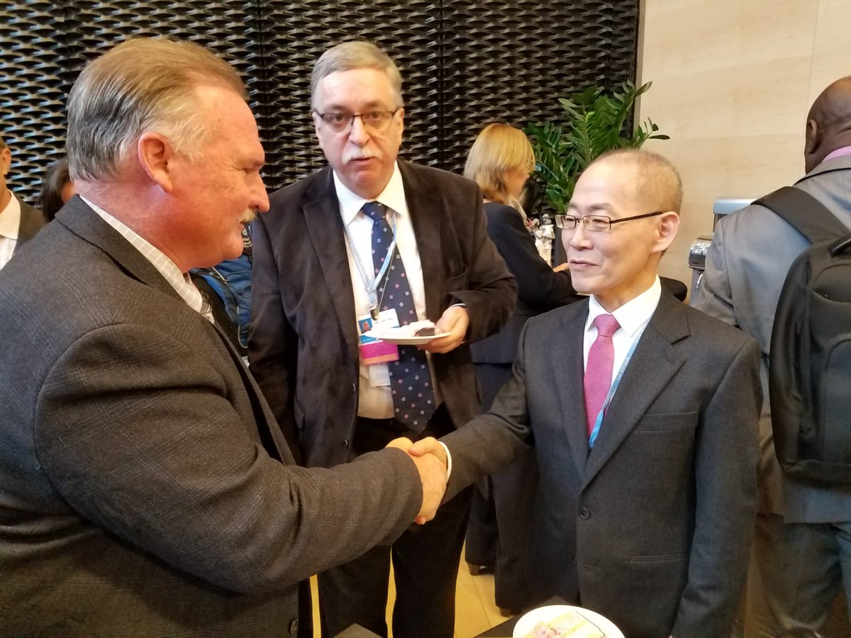 NACSAAlliance's tweet photo. At #COP24 today, Fred Yoder, Chairman of the North America Climate Smart Agriculture Alliance #NACSAA, spoke with IPCC Chair Hoesung Lee about the role of agriculture in delivering solutions to #climatechange and achieving Sustainable Development Goals. https://t.co/0AQf6n21hv