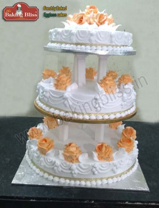 'Wedding Cake'
100% Eggless

Delicious and beautiful ' Wedding Cake' at The Baking Bliss !
#Egglesscake #baking #weddingcakes #cakeandpastry #cakeindelhi #cakeshop #bakery #cakeindelhi