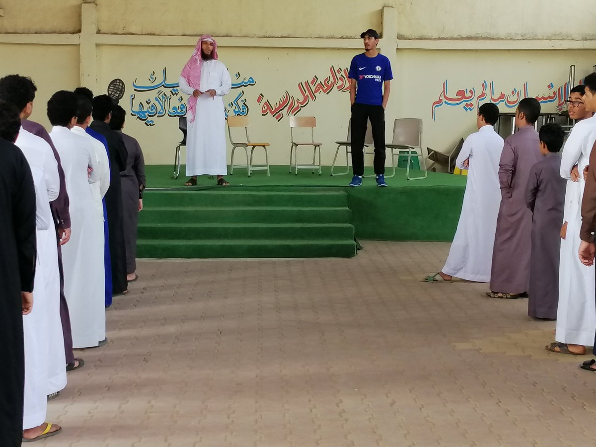 NOKHBUT2016's tweet photo. #حضور مميز لطلاب ثانوية نخبة جازان الأهلية يوم الخميس الموافق: ٢٨/ ٣ انطلق بالطابور الصباحي بالتمارين الرياضية من ثم القرآن الكريم و انتهى الطابور بكلمة توجيهية من قائد المدرسة لأبناءه الطلاب. https://t.co/ut2jeChLh3