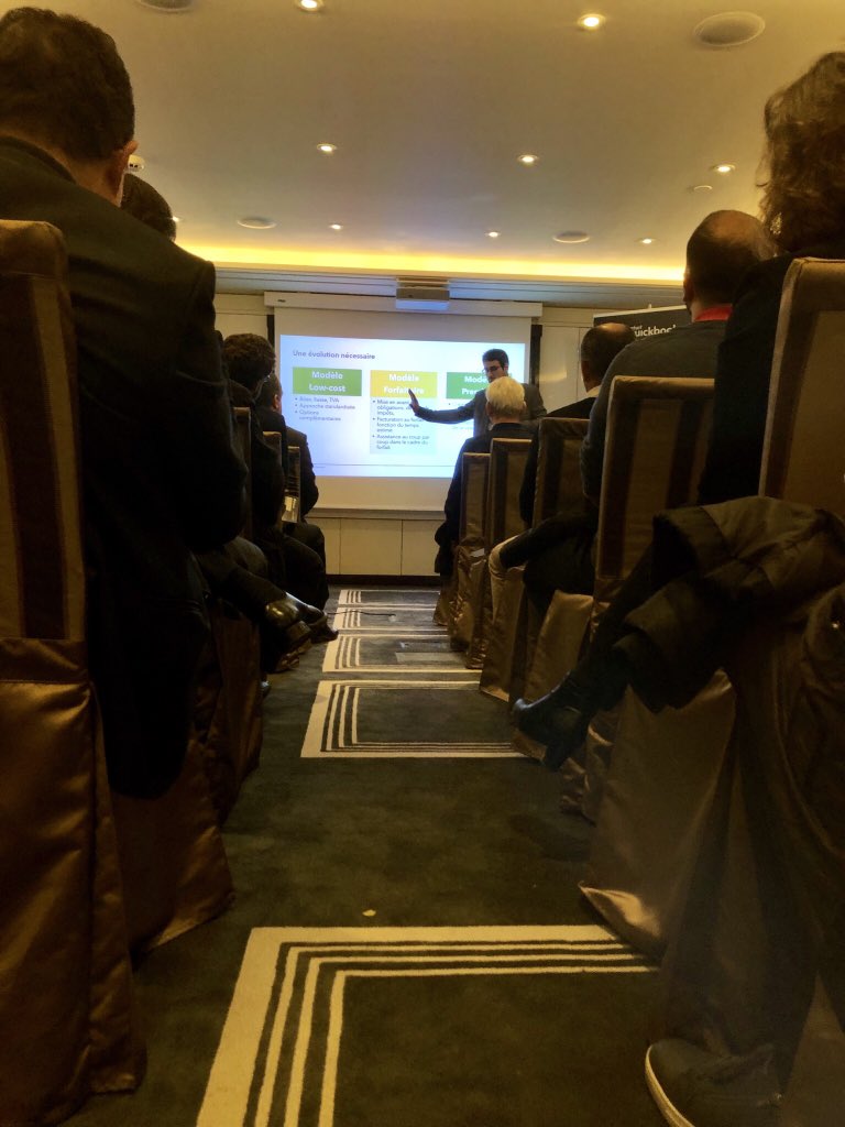 blaise_julien's tweet photo. +40 experts-comptables pour discuter du #cabinetdedemain pendant cette nouvelle édition des #QuickBooksDay a l’hôtel #Peninsula  🚀 @QuickBooksEC https://t.co/7HAZ1FozBD