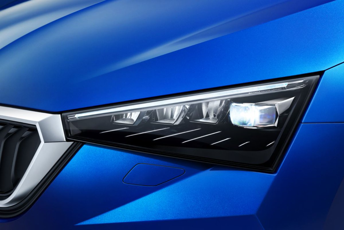 Pavel_Jina's tweet photo. Innovative LED headlights and tail lights also shape the appearance of the #SkodaScala and showcase the brand-typical crystalline #design features. More information and pictures of the #NextCompactSKODA are coming soon. Stay tuned for updates! #SkodaDesign https://t.co/d6pAz99iL0
