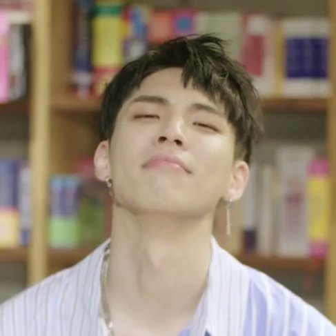 vaangon's tweet photo. "I'm hungry" and "I miss you" are on point 👌🏻👌🏻👌🏻 https://t.co/yNL3WUk3le