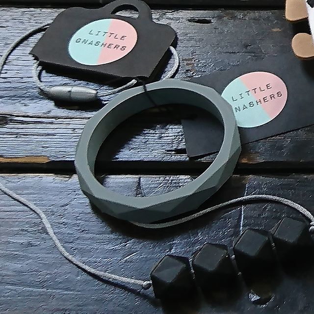 It's over and out for now but so pleased to have had the opportunity to collaborate with so many talented mums such as Victoria @littlegnashers. Supporting local and independent brands with this lovely duo here of the hexagon bead teething necklace and t… ift.tt/2E2TsMI