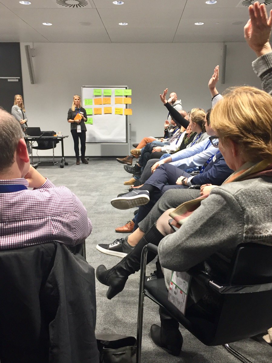 honsebabs's tweet photo. Spannender Austausch zu #HRgoesAgile. Danke @Intrinsifyme und @ista_aktuell für die Unterstützung des Meetups bei ista. #NewWork #Meetup #openspace #HR @TLierfeld @JEGGERDING @ccvormann @AGlich https://t.co/JTrEklLeW7