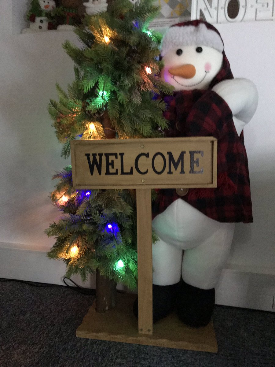 ML_Conserto's tweet photo. La féerie de @_Conserto continue ! C’est Noël aussi à #Rennes 🎉🎁🎄 #xmas #greatplacetowork #cestjardilandautravail https://t.co/AuCKW0zzwE