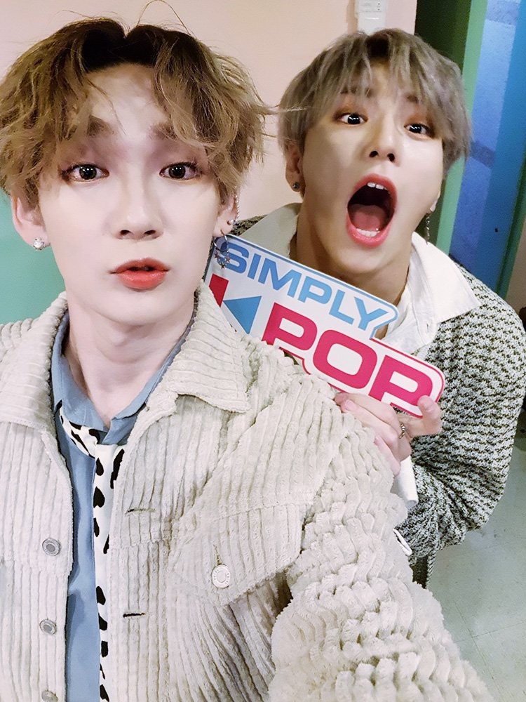 _Simplykpop's tweet photo. 자자👏👏 돌아왔습니다!! #젭꿍이들 보러 Way back #HOME~ 할 시간!😍 큐티섹시 본좌 #켄타 와 떠오르는 남친짤 쥔공 #댕규니 가 이번 주도 여러분의 심장을 꿍>_< 어택할 카리스마 있는 무대 준비했95!! 그르니까 #HOME 에서 경건하게 기다리고 있으라95~🙌

#JBJ95 #HOME #심플리케이팝 #SimplyKpop https://t.co/ycTWh9bym5