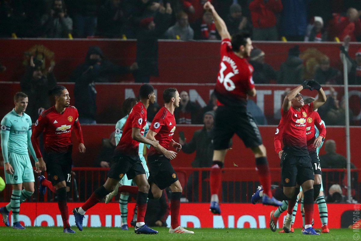 All of us were @DarmianOfficial when @AnthonyMartial's goal went in! 😄 #MUFC