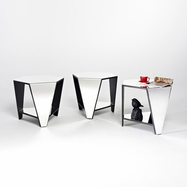 Mirror_Decor's tweet photo. How to make rooms look larger? Why not try some art mirrors, which could not only larger the felling space, but also brighten the environment around. Original manufacturer for art mirror, there are a large number of designs, and OEM is available.＃mirror ＃mirrordecor ＃homedecor https://t.co/Wos0ODyZMn