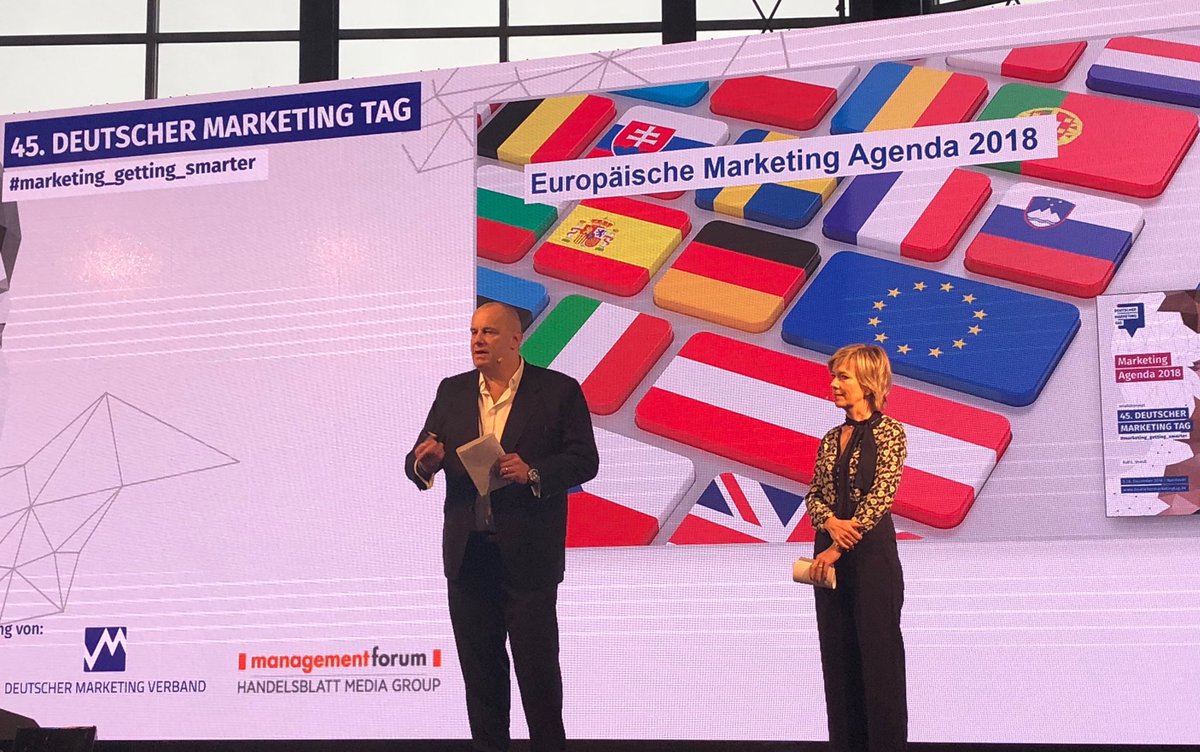 opdemom's tweet photo. #dmt2018 #kickoff #neuePfadeimMarketing #congstarwall @RalfStrauss well done! https://t.co/14Sntfhk48