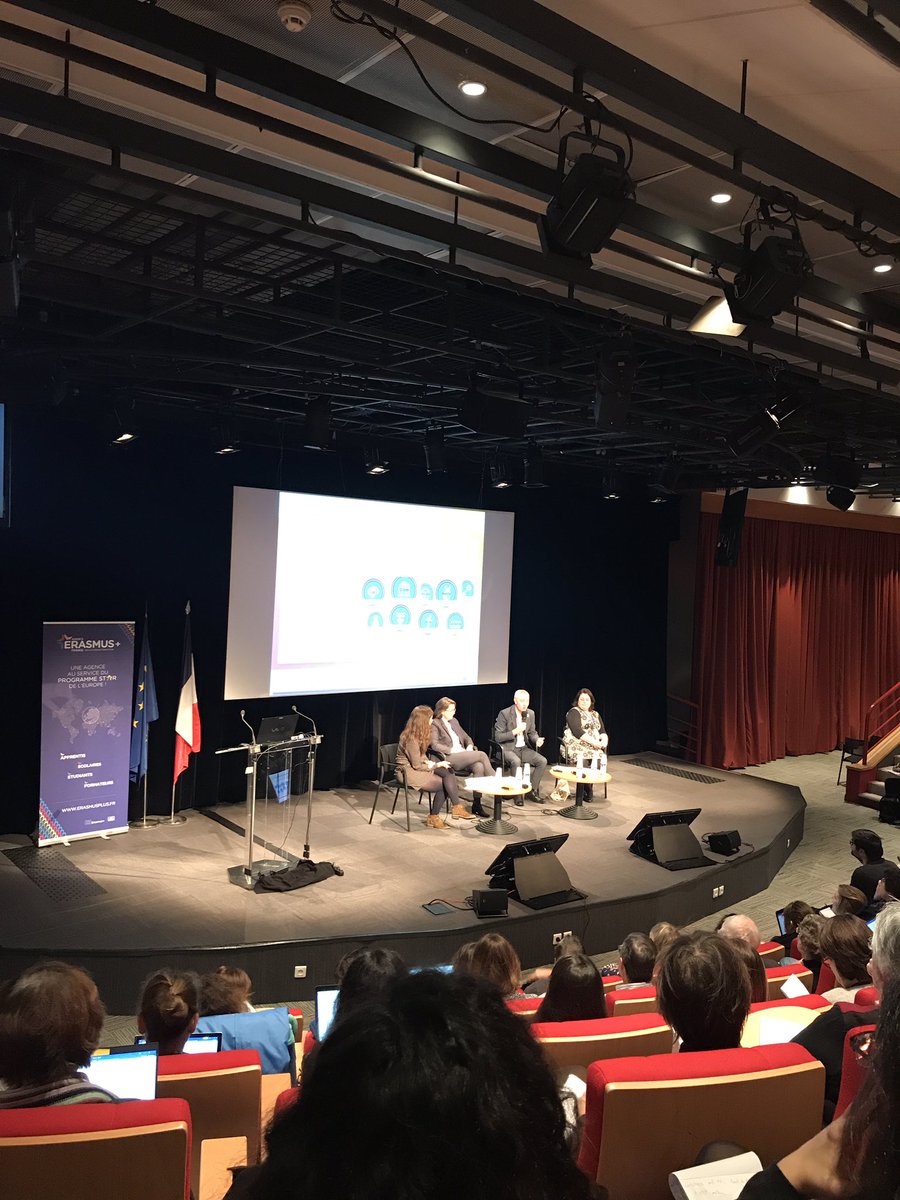 fredlagarrigue's tweet photo. #erasmusplus Les opens-badges une autre façon de reconnaître les compétences. Une façon ludique de les valoriser https://t.co/lSlEQblKVl