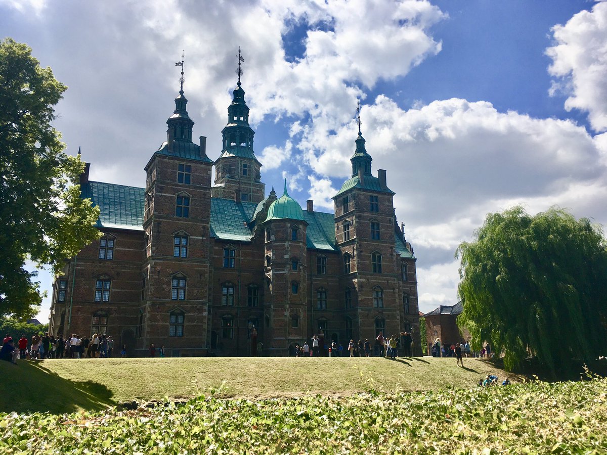 sl2016_sl's tweet photo. This week’s #ThursdayThrowback is to #Copenhagen - we spontaneously booked a trip to this stunning city after following the lovely @jpcacho trip earlier in the year.  It didn’t disappoint!  

What place have you booked randomly which has completely surprised you? https://t.co/FJaWk83l3C