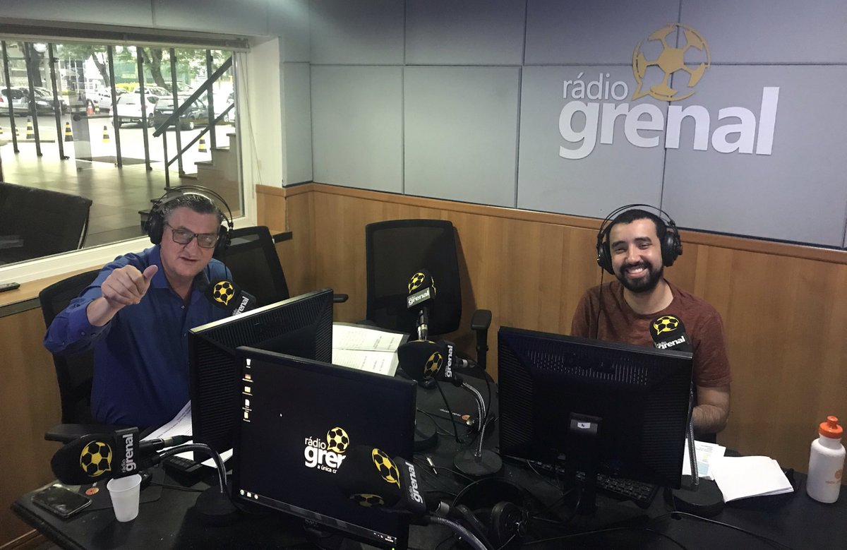 Rádio Grenal - Está no ar o ☕️ #CaféComFutebol ⚽️. Tudo sobre