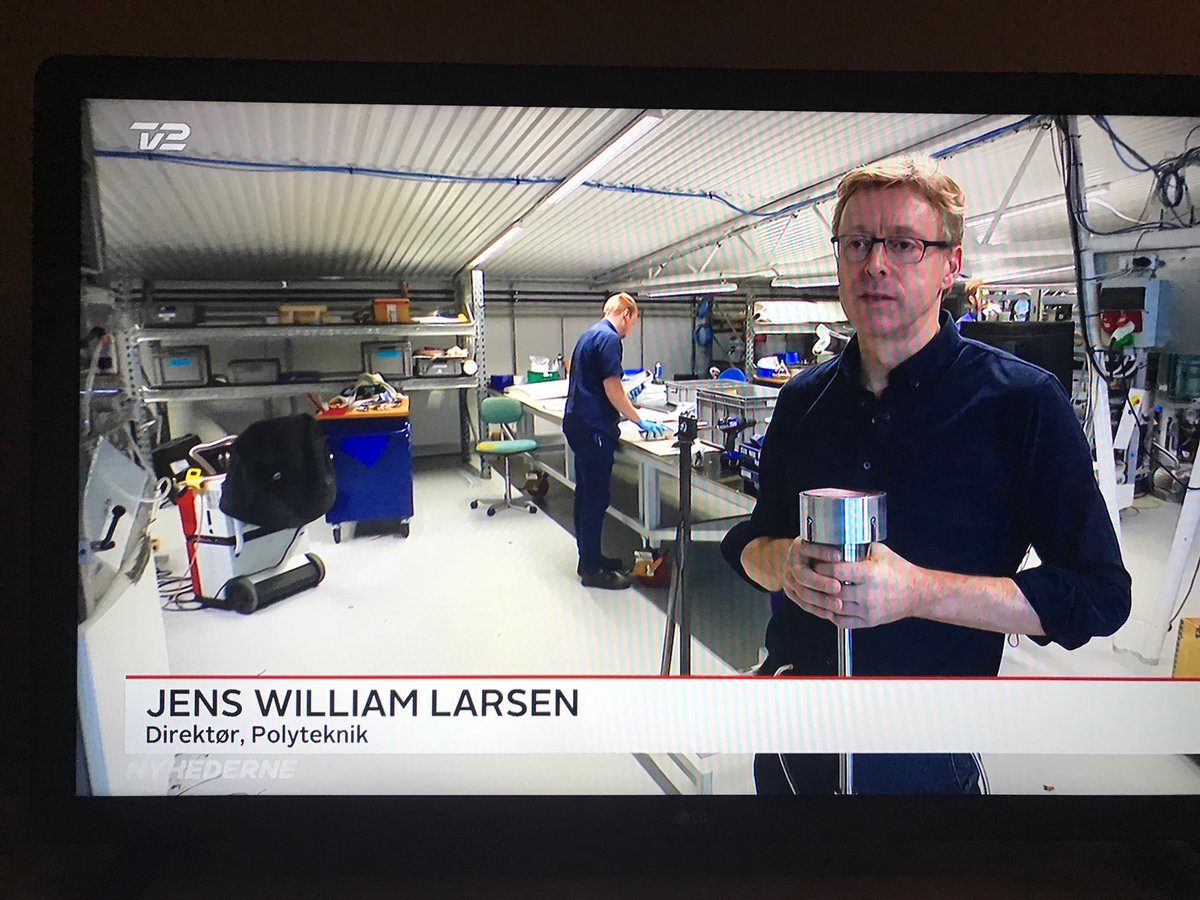 BigScienceDK's tweet photo. I går havde vores medlemsvirksomhed Polyteknik besøg af TV2 Nyhederne, for at fortælle om deres nye, store ordre hos ⁦@iterorg⁩. Tillykke til Polyteknik! #dkbiz #bigscience https://t.co/OV9f13zz0Q