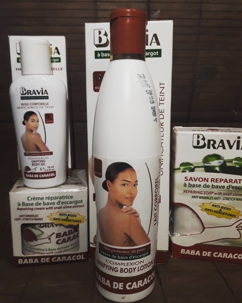 AfricanP_za's tweet photo. @Thand0Ling Ladies, please 💙 
Our products are safe and tested xx
Our customers only have amazing results with reducing scars, stretch marks, acne, wrinkles, sark spots, etc.
#buylocal #justtryitonce https://t.co/EtOiZVDG9P