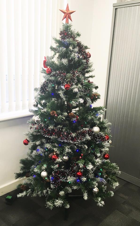 OSG_uk's tweet photo. OSG UK finally getting into the Christmas spirit in the office! Our tree is up #christmasspirit #christmastree #OSG https://t.co/RjX7WzBaDp