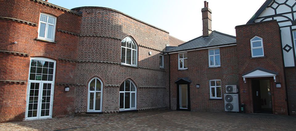 elfinkitchens's tweet photo. When the owners of Lynderswood Court, Essex, decided to reconfigure the building and create modern new offices, they were in need of practical and durable compact #kitchens – and Elfin Kitchens proved to be the perfect choice.
https://t.co/EfEBPYOhTd https://t.co/uu43jwffRi