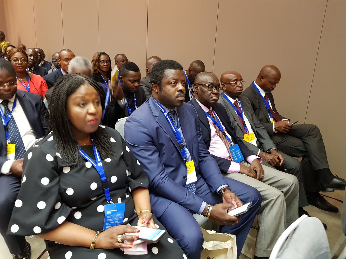 artcitic's tweet photo. Ouverture de la 9ème édition de l'Africa Postal Forum thème "logistique et digitalisation : les voies d'une transformation réussie " sous la présidence du ministre @ClaudeIsaac_De @MenupCi 
#apf2018 @posteciv https://t.co/KTeF0ElYc9
