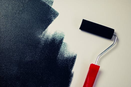 NEastbourne's tweet photo. #Home #Selling Tips - Keep renovation to a minimum. A fresh coat of paint and removing clutter should do the trick https://t.co/EqThuD9bl4
