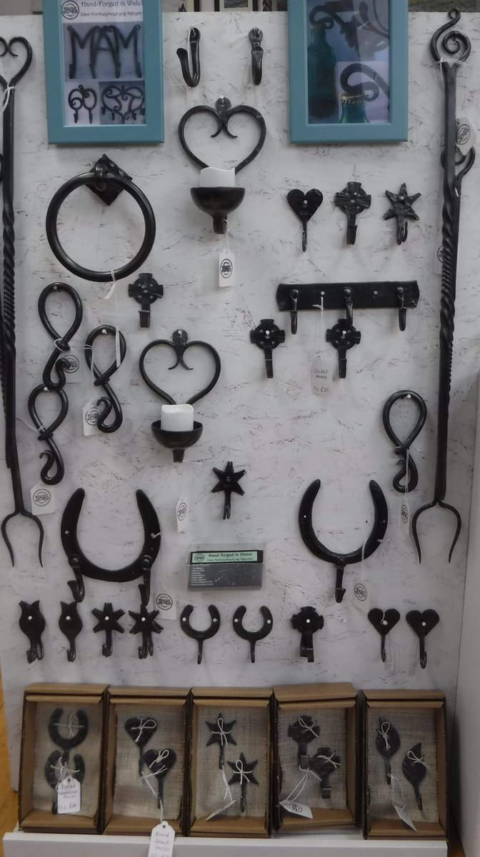 OrielBae's tweet photo. Gorgeous ironwork in the Gallery!
https://t.co/qGrXOLLCaQ

#art #craft #artisan #shoplocal #Aberystwyth #gift #bespoke #wroughtiron
#localartists #Welshart #WestWales https://t.co/wRU9L0OnzW