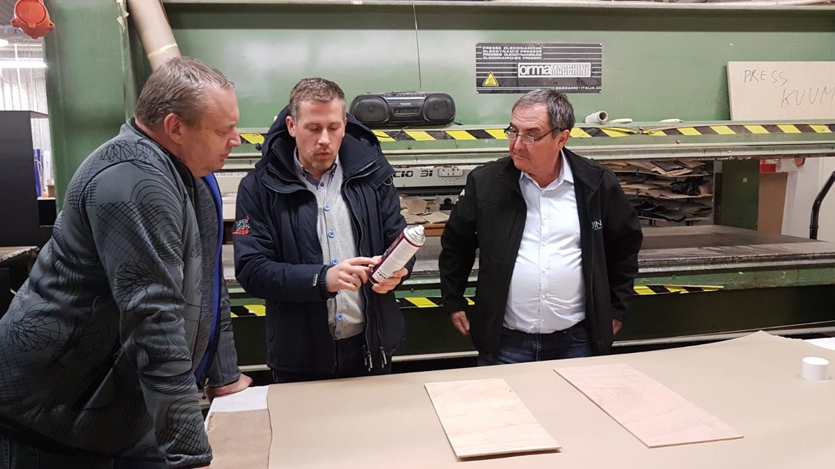 QuinGlobalUK's tweet image. Our EMEIA team are in the Baltic’s this week, visiting with our Tensor distributor in Tallinn. It&apos;s rather chilly at -5! They are introducing our #IMO WheelMark approved #TensorGrip L17 spray adhesive! Check out the images here! #Training #jointvisits #Christmas #IMO #WheelMark