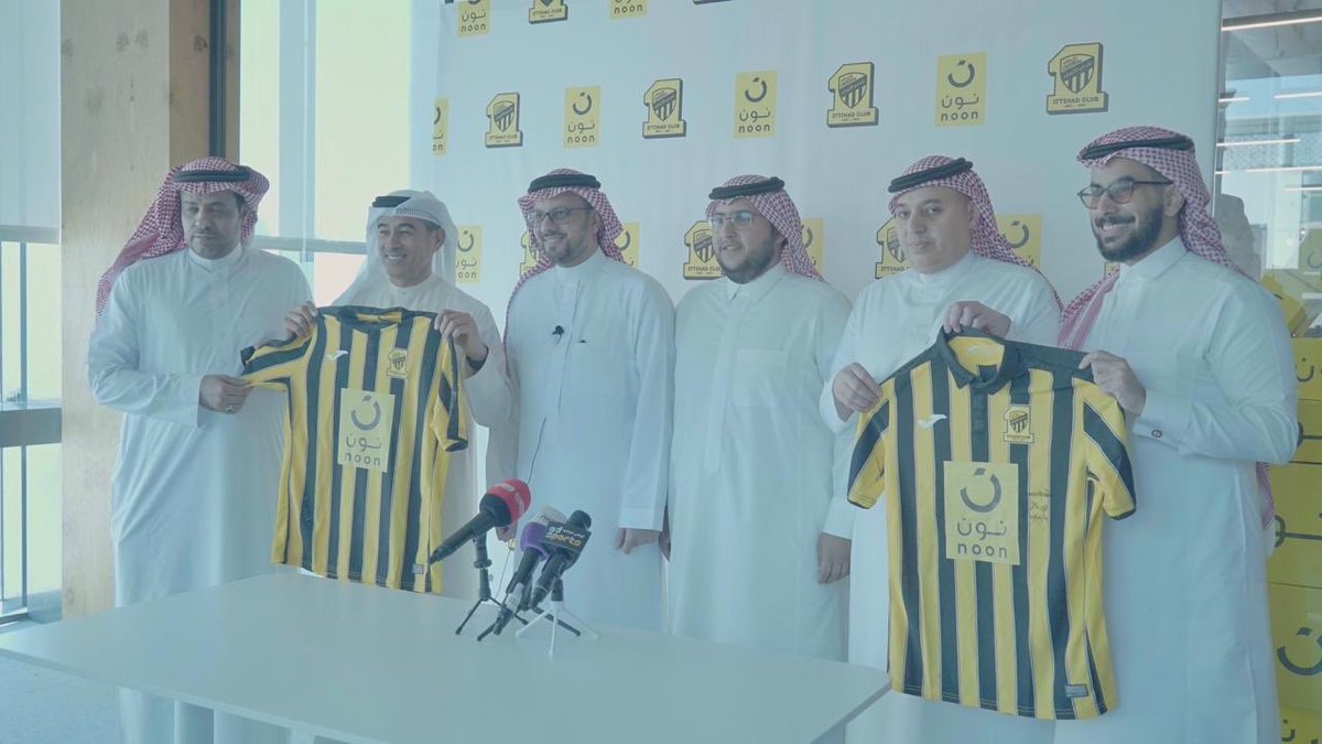 ittihad's tweet photo. 📝📸 نون ترعى #الاتحاد بعقد هو الأكبر في تاريخ النادي https://t.co/r1voOmZBaq