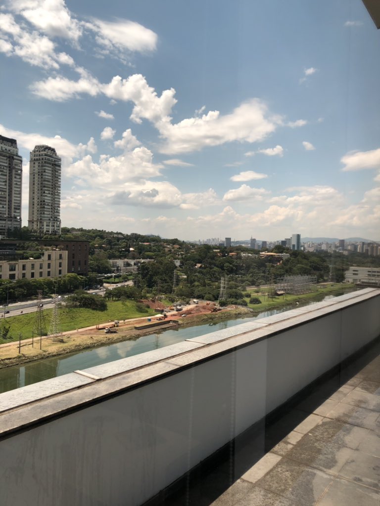 TomRicca's tweet photo. São Paulo, Brazil what a great city! https://t.co/BhcrDXtgMA