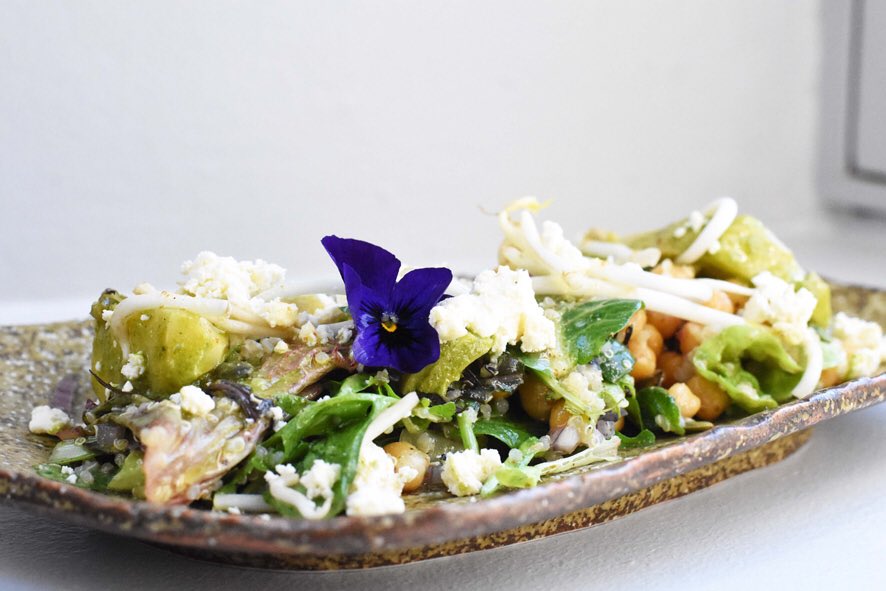 GlamFoodieZA's tweet photo. For starters there is a choice between ham hock tortellini, marinated artichoke salad, hand cut beef tartare and her favourite, the Cajun calamari with asparagus, chard, lime and miso. Sous vide pork belly, grilled beef fillet and sirloin steaks are up for mains. #LiveSteenberg https://t.co/pTkZbYXCde