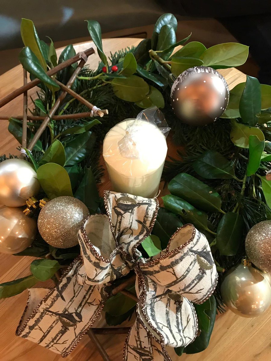 Huge thank you to everyone who joined us last night alongside Syra @fernhillflowers at <a href="/fernhillathlone/">Fernhill Garden Centre</a> for Sharon’s fundraising event! Great food demonstration by Conor to get us in the festive mood! #SavouryFareAthlone #Fernhill #FoodDemonstration #Food #FestiveFood #Christmas