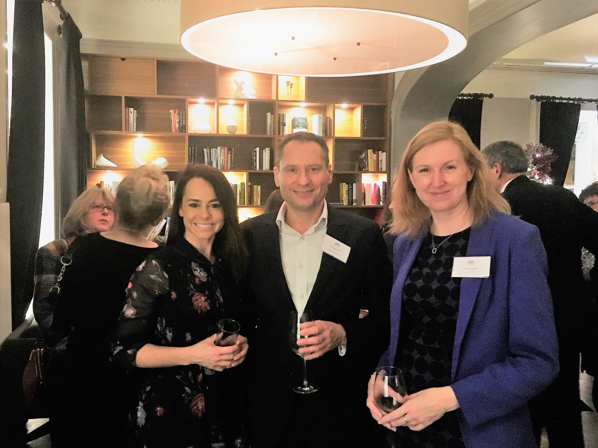 Lovely to see @RichardGSArthur from @hoorayworks and @SteveConnects (not pictured) from @hr_star_chelt amongst the attendees at the @CheltChamber Christmas networking evening last night