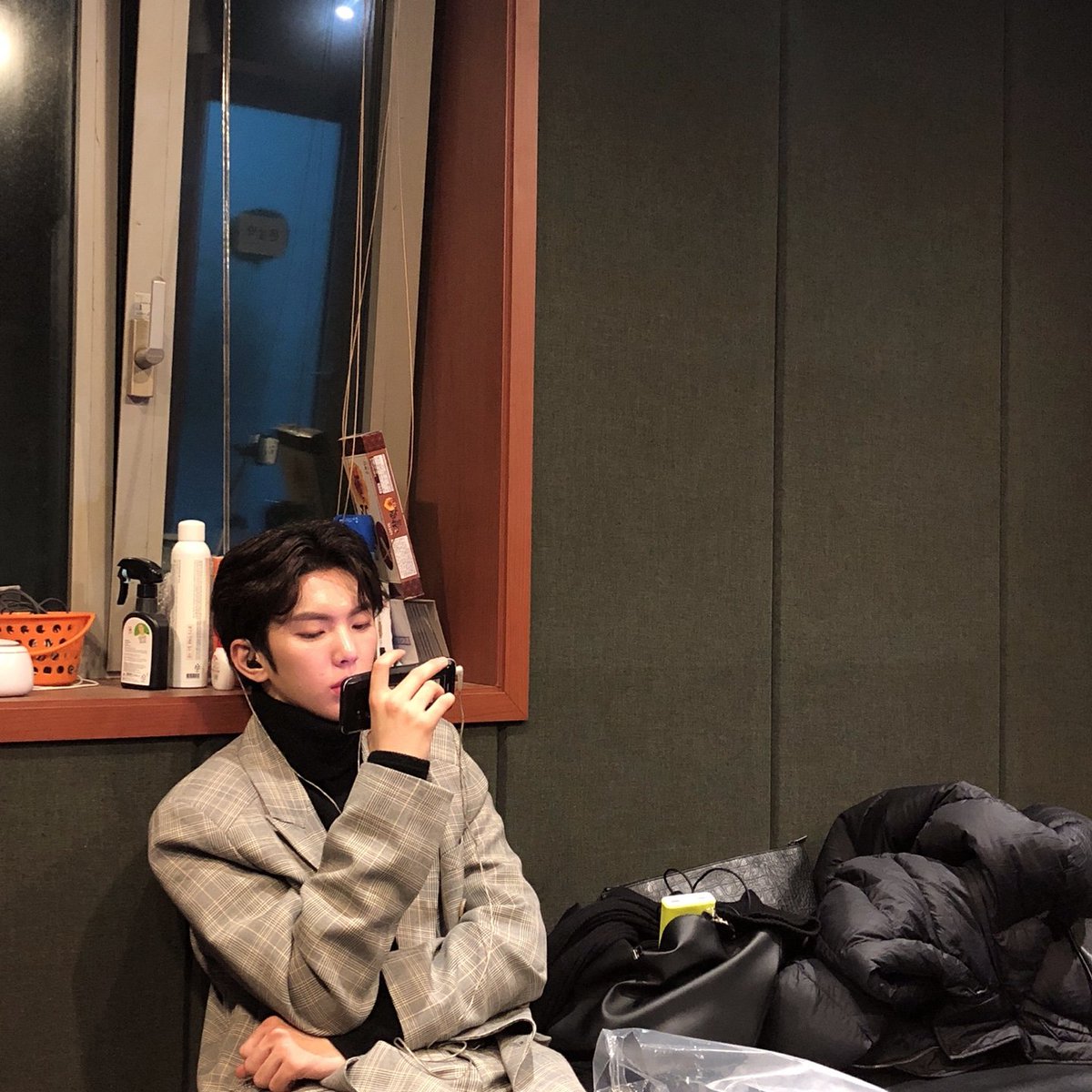 imfact_twt's tweet photo. ์ฝ ์์์ ์์ฒญํ๊ธฐ
#์ํฉํธ #์ํ์ข์๋ #๋๋ฅผ๋ง๋ #๋ํ์ด #ํํธ #์ #์ง์ #๋ธ์ด์ฑ #์์ #ํด๋ฆญ์คํ์์ฆ #์ถ์ต https://t.co/HP8uxEhl8o