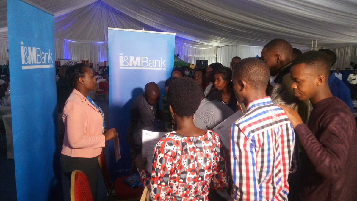 Muzungu4's tweet image. According to the Employer Survey Report;
▶128 Job seekers got employed in 2015
▶130 Job seekers got employed in 2016
▶297 Job seekers got employed in 2017
▶510 got employed during previous #KigaliJobFair held in May this year. @Employmentcentr @CityofKigali @RwandaLabour