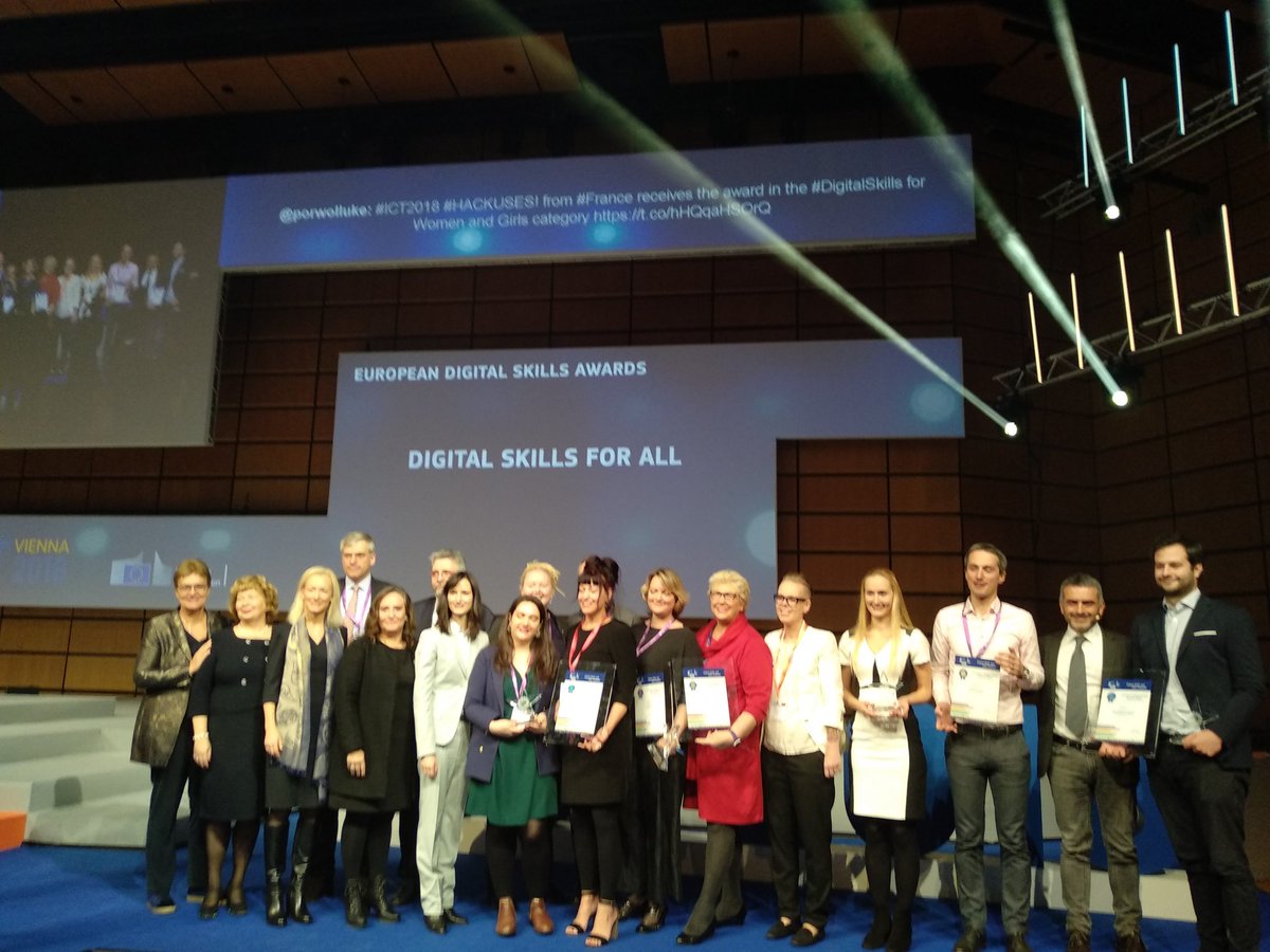 Congratulations to all #DigitalSkills Awards winners 🎖️ Are you enjoying #ICT2018?...good! Are you tweeting #ICT2018? Better 😁 But take also some time to discover in-depth these projects, they are outstanding 👉bit.ly/2QVn96f 🇪🇺 @DigitalSkillsEU @DSMeu @EU2018AT