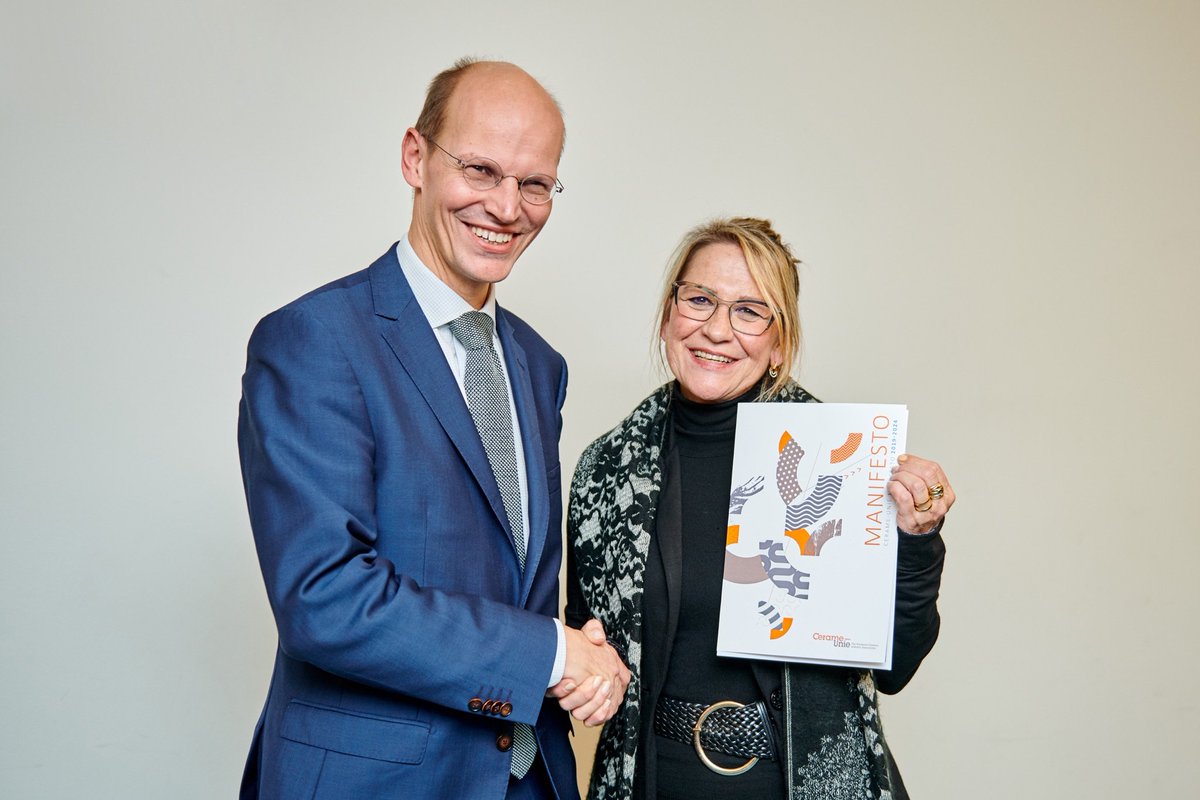 CerameUnie's tweet photo. Finally, Cerame-Unie extends our warmest gratitude to Ms. Inmaculada Rodriguez-Piñero MEP (@RodriguezPinero) and her dedicated team for successfully leading the European Parliament Ceramics Forum through 2016 to 2019.
#ECD18 https://t.co/YIKRE1n1YV