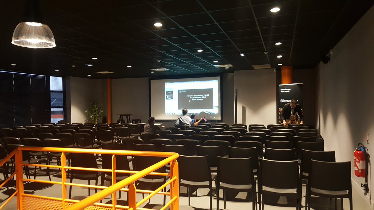 pic_delph's tweet photo. #timetripper @TimeTripperOFF un nouveau lieu innovant pour vos séminaires #arcueil https://t.co/55CRk6mCAX