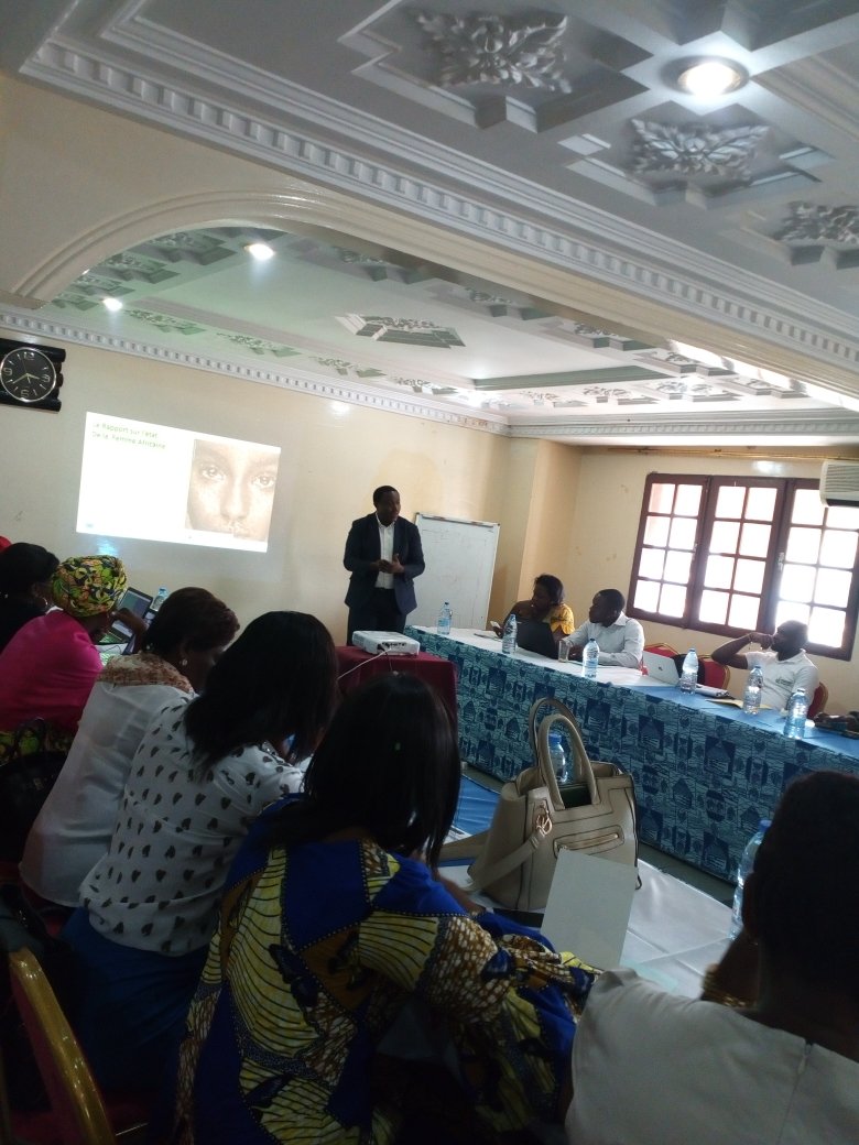 ArmNydo's tweet photo. CSO, medias under the leadership of @CAMNAFAW_IPPF discussing on Key Fidings of #StateofAfricanWomanReport @IPPFAR @CesairePooda @GRSA_IppfAro @kenims2 @komba_lorna https://t.co/tAO9Dp3cV0
