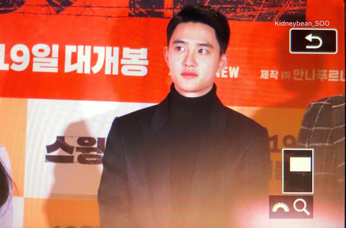 kidneybean_soo's tweet photo. 181206
#디오 #도경수 #엑소 https://t.co/Q5QDXXgDQU