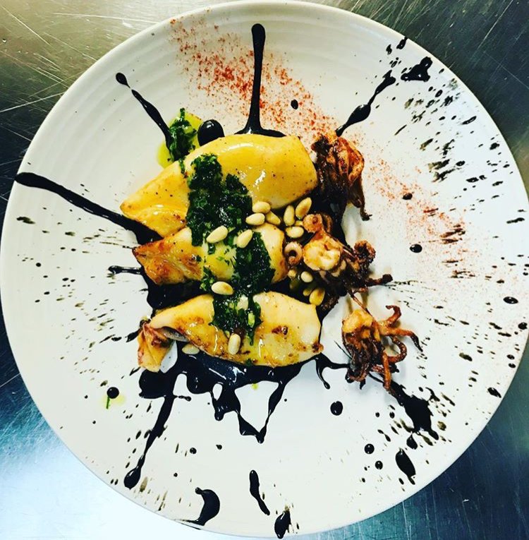 barricatapas's tweet photo. #tasty #beautiful #tapas 

@copitatapas @EnjoyFitzrovia @EatMoreFishRT #michelin2019 https://t.co/cbGTAC8WOZ
