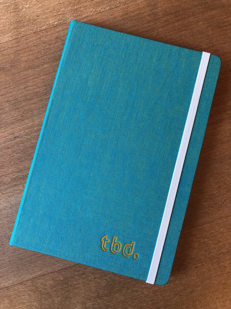 Soeben eingetroffen: das tbd. Ideenbuch 2019. Mit neuer Farbe und neuem Logo für viele neue, gute Ideen. Wer hätte gerne eines? #tbd