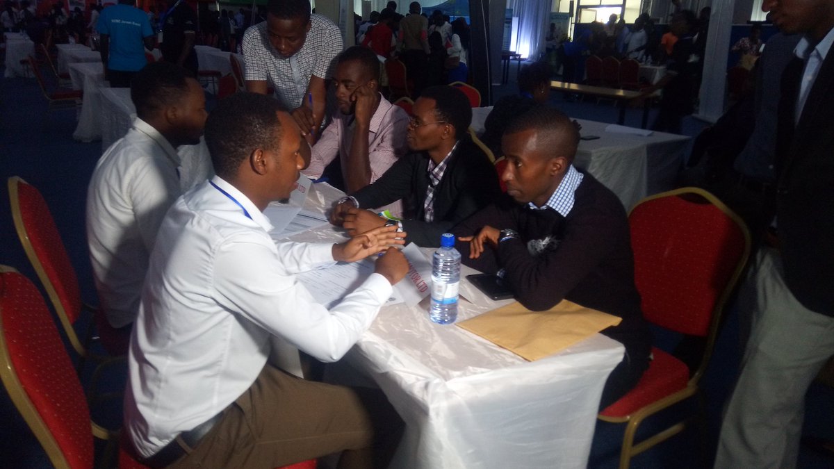 Muzungu4's tweet image. Apart from meeting potential employers, job seekers will also follow panel discussions on topics including; 
▶Dynamics of a Successful Career ▶Maximising Digital Presence ▶Strategic Self-Marketing
▶Self-Employment and TVET Awareness #KigaliJobFair @kagire