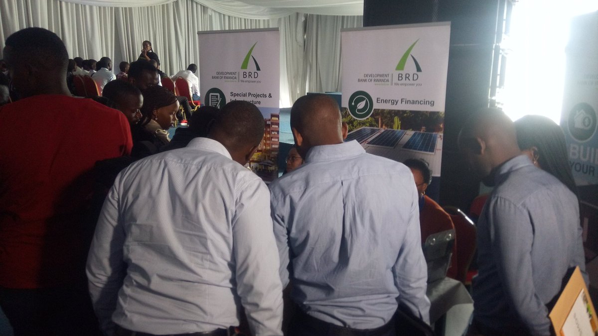 Muzungu4's tweet image. Apart from meeting potential employers, job seekers will also follow panel discussions on topics including; 
▶Dynamics of a Successful Career ▶Maximising Digital Presence ▶Strategic Self-Marketing
▶Self-Employment and TVET Awareness #KigaliJobFair @kagire