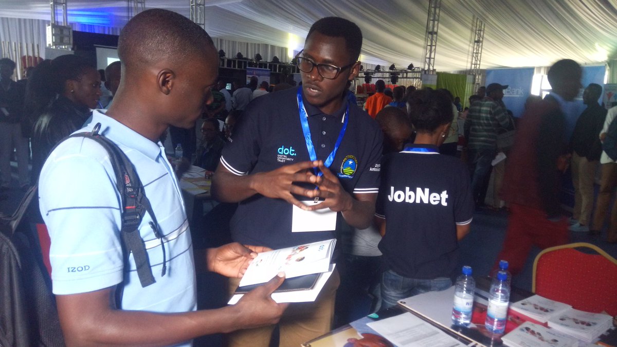 Muzungu4's tweet image. Apart from meeting potential employers, job seekers will also follow panel discussions on topics including; 
▶Dynamics of a Successful Career ▶Maximising Digital Presence ▶Strategic Self-Marketing
▶Self-Employment and TVET Awareness #KigaliJobFair @kagire